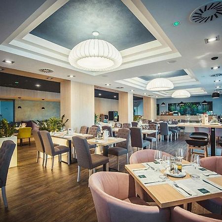 Portofino Apartman Sárvár Esterno foto