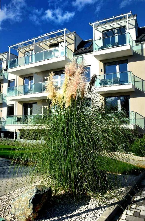 Portofino Apartman Sárvár Esterno foto