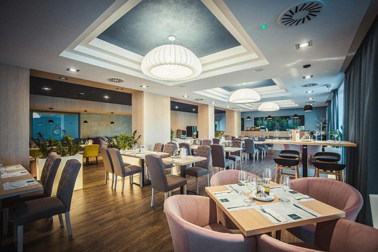 Portofino Apartman Sárvár Esterno foto